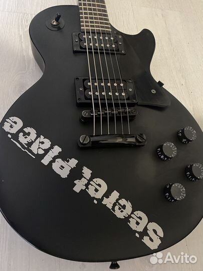 Гитара Epiphone les paul Gothic Satin
