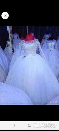 Свадебное платье пышное со шлейфом