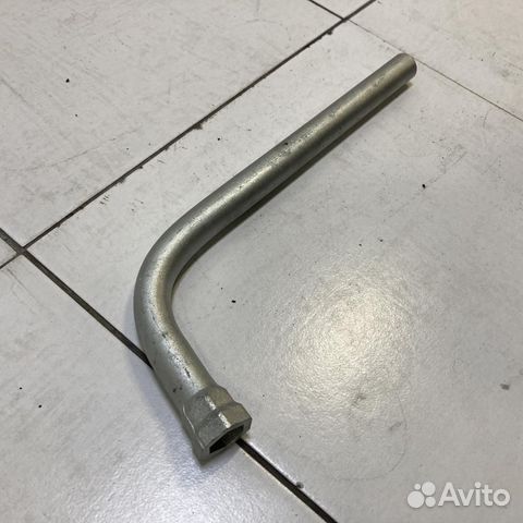 Ключ балонный Audi A6 C7 4G5