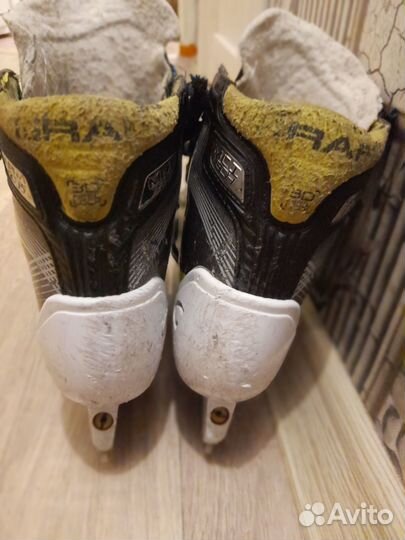 Вратарские коньки Граф,вратарский нагрудник