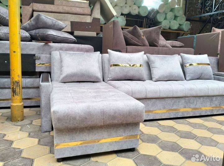 Угловой диван раскладной в наличии не б/у
