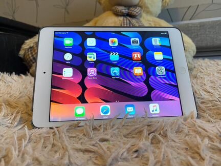 Планшет iPad mini 32 гб sim + чехол (состояние 5+)