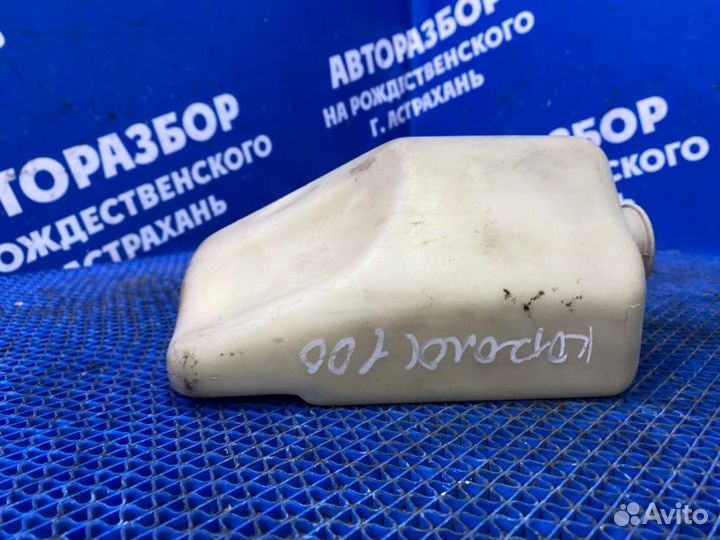 Бачок расширительный Toyota Corolla 100 седан 1993