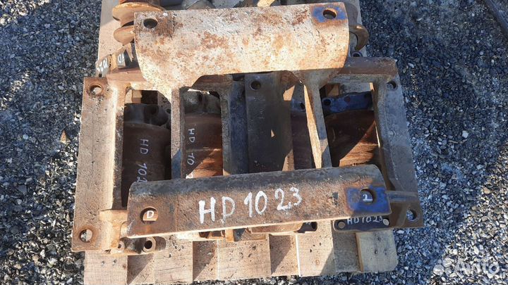 Защита катка guard track kato HD1023