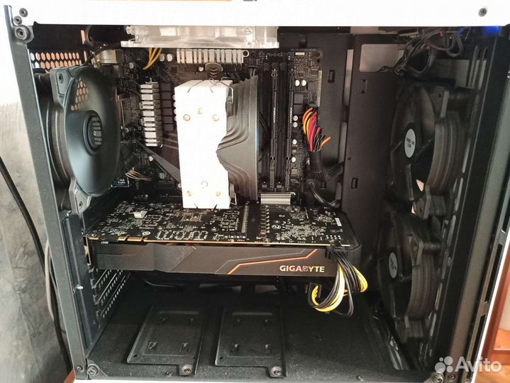 Продам игровой пк Ryzen 5 2600X/1080 8гб