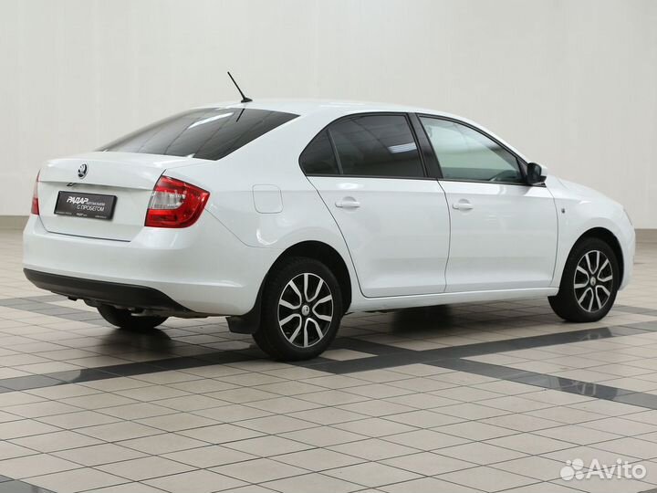 Skoda Rapid 1.6 МТ, 2015, 155 000 км