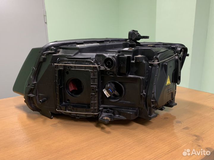 Фара ксеноновая на audi Q5 передняя правая