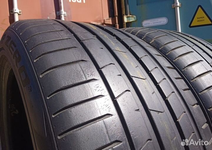 Pirelli P Zero PZ4 275/40 R20