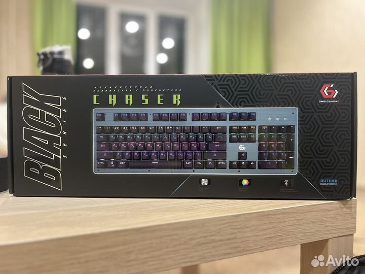 Игровая механическая клавиатура не вскрытая