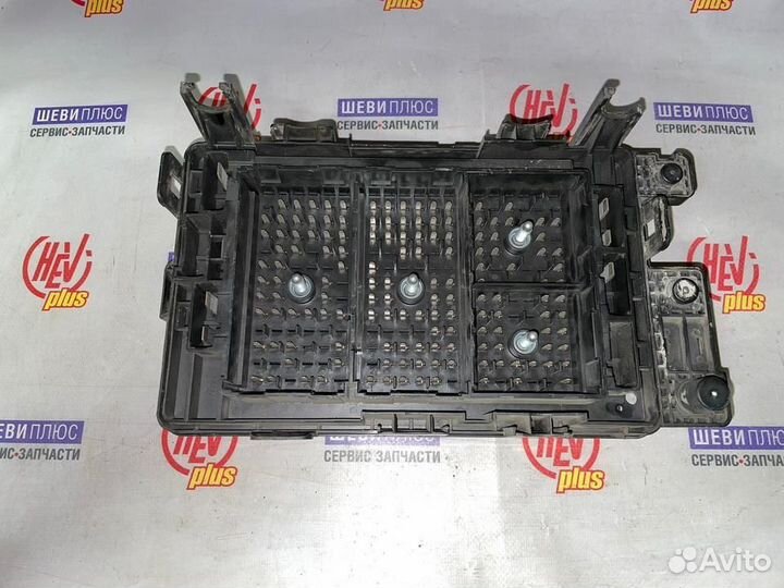 Блок предохранителей под Chevrolet TrailBlazer