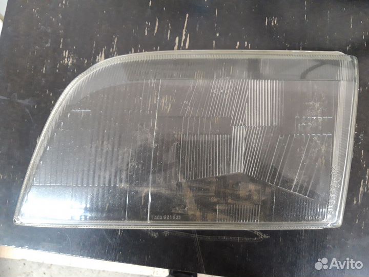 Стекло на фару мерседес w 140
