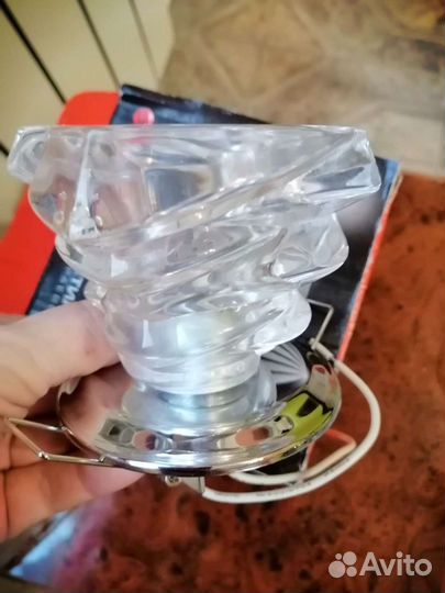 Светильники, споты