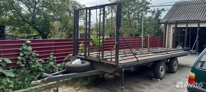 Пчелоприцеп