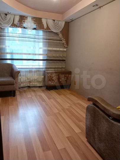 2-к. квартира, 45 м², 4/10 эт.