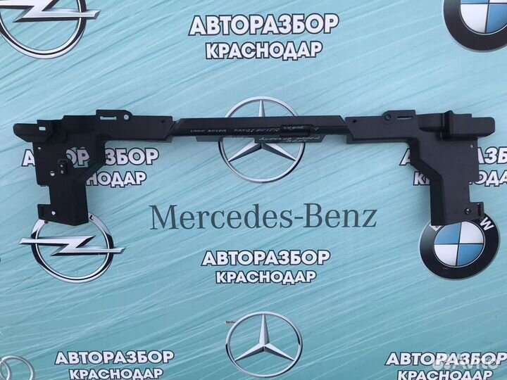 Диффузор Передний верхний Range Rover Vogue 4