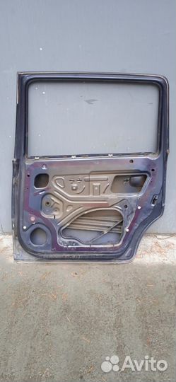 Дверь задняя правая Opel Zafira B