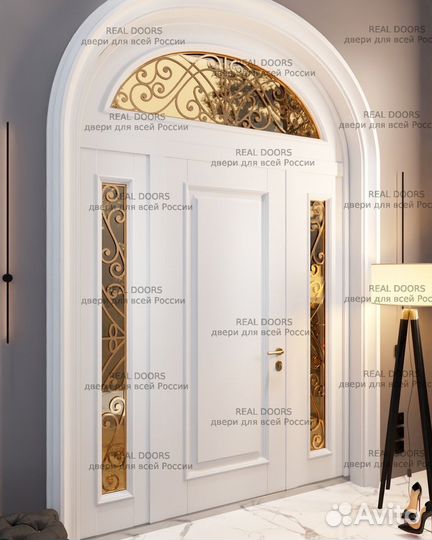 Входная металлическая дверь в загородный дом