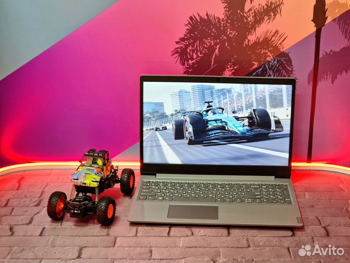 Ноутбук Lenovo Ryzen 5 8Gb SSD + 1Tb FullHD 15.6