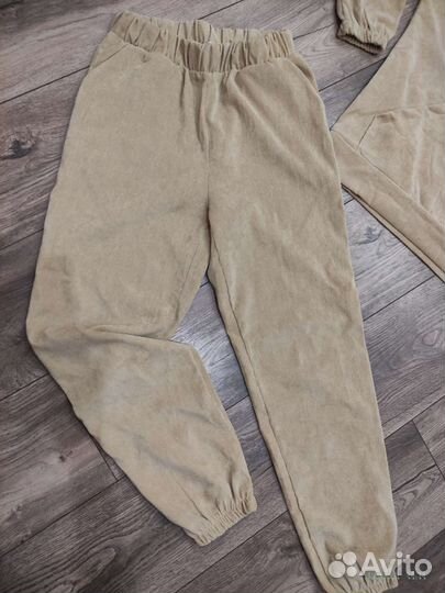 Велюровый костюм женский