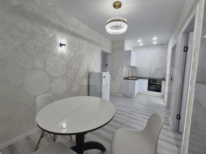 2-к. квартира, 43 м², 6/24 эт.