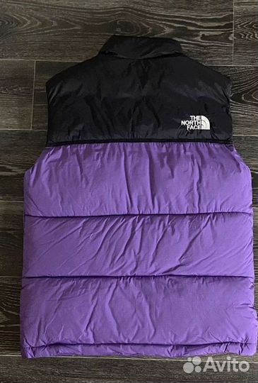 Жилетка The North Face фиолетовая