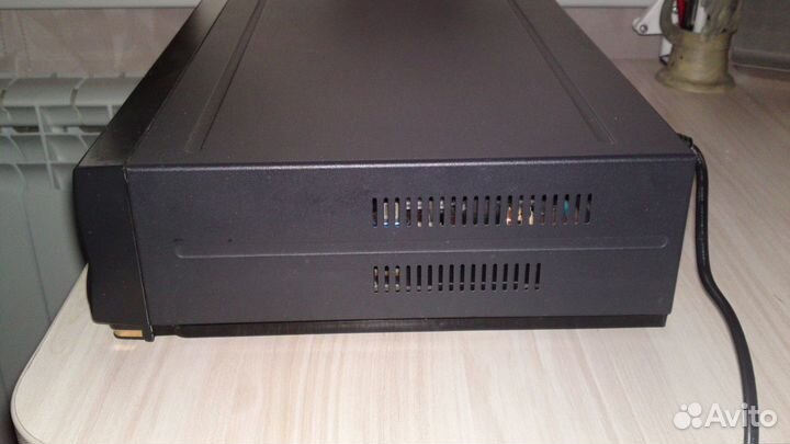 Видеомагнитофон Funai V-8008CM