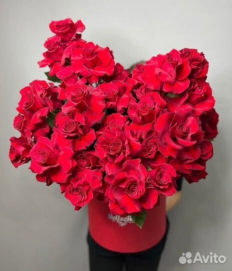 Цветы, букеты, коробки с доставкой