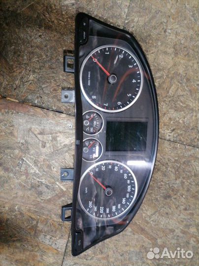 Щиток приборов Volkswagen Tiguan 5N cawa 2010