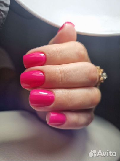 Маникюр педикюр