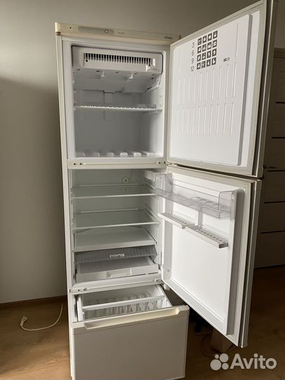 Холодильник stinol