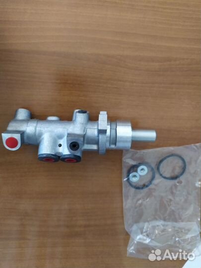 Тормозной цилиндр (оригинал) Рено Мастер