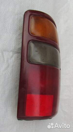 Задний правый фонарь Tahoe GMT840