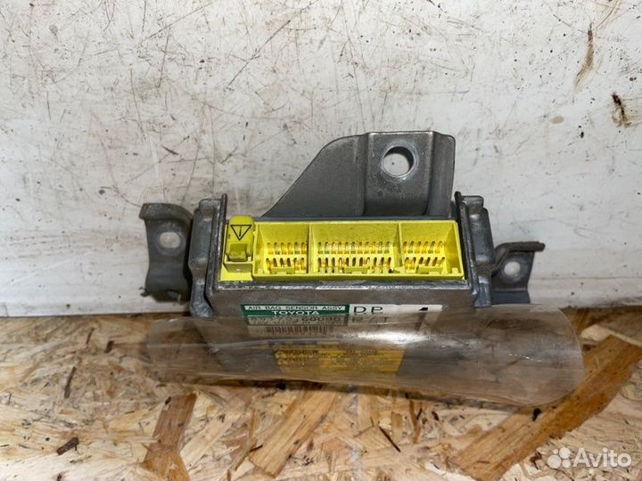 Блок управления air bag Toyota Land Cruiser Prado