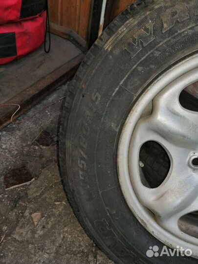 Goodyear 4x4 UG Ice Navi 195/80 R15