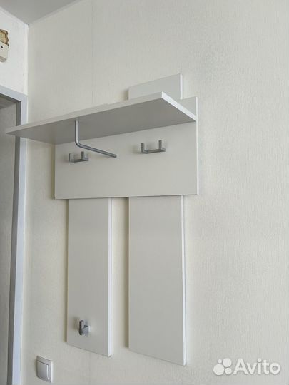 Вешалка настенная