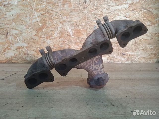 Коллектор выпускной левый Mercedes-Benz S-Class