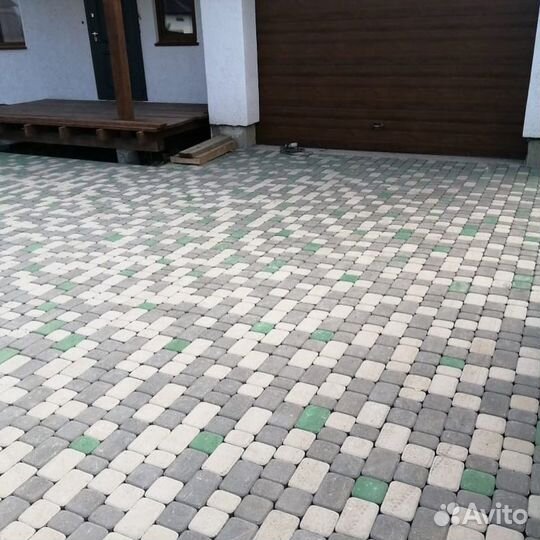 Кладка брусчатки