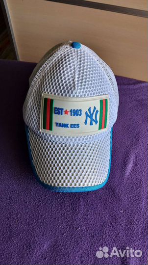 Кепки разные