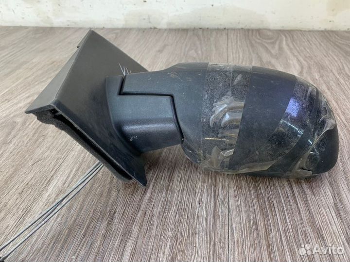 Зеркало переднее левое Ford Fiesta хетчбэк 5-ти