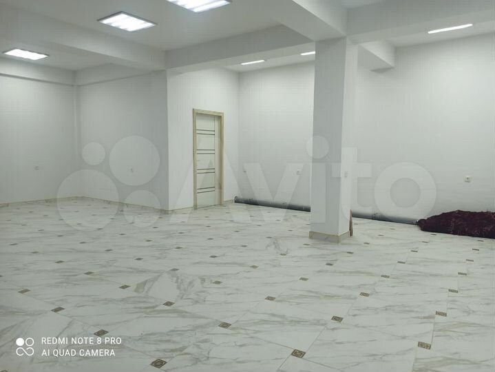 Торговая площадь, 80 м²