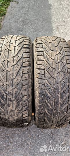 Kormoran SUV Snow 235/65 R17
