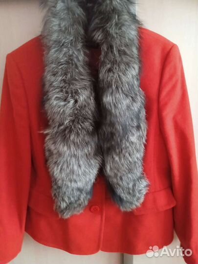 Сьемный меховой воротник