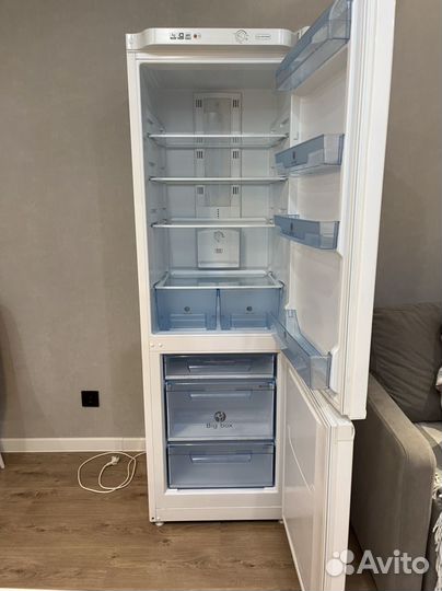 Холодильник