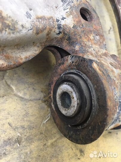 Рычаг передний нижний Opel Zafira A(2152)