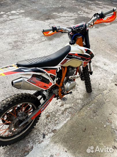Zuum px 250