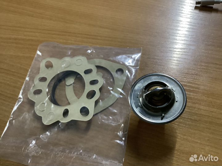 Термостат для Kia Hyundai Nissan Mazda Mitsubishi