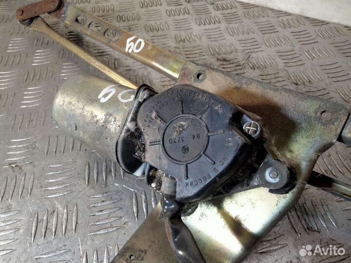 Трапеция дворников с моторчиком ваз-2109