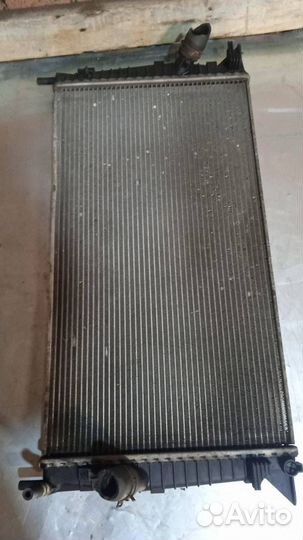 Радиатор основной Ford Focus 2 2008 3M5H8005RK