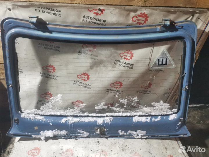 Крышка багажника со стеклом Иж 2126