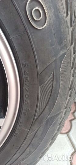 Kumho Road Venture SAT KL61 245/70 R16